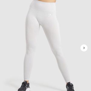 High rise, seamless vital gym shark leggings